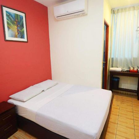 จอห์น เพลซ Hotel กูชิง ภายนอก รูปภาพ